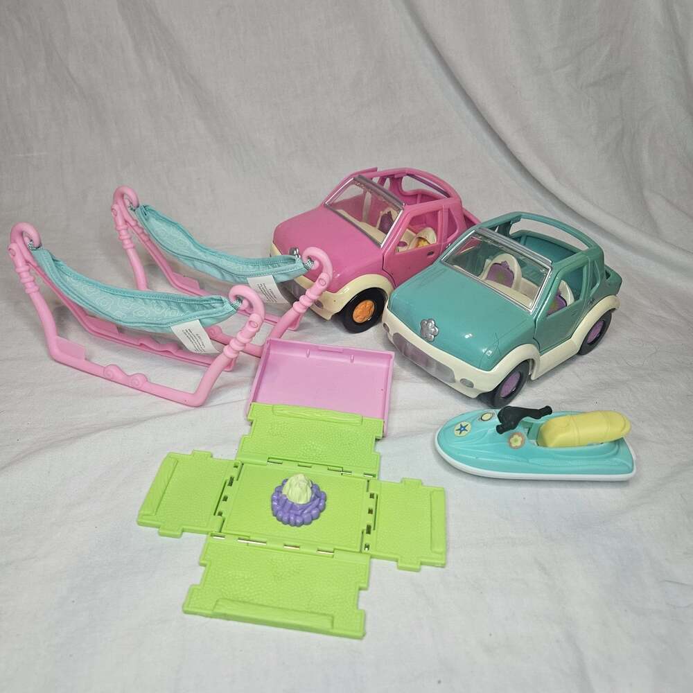Vintage 2001 Mattel Fashion Polly Pocket Perfect Picnic Fire Jetski Jeep